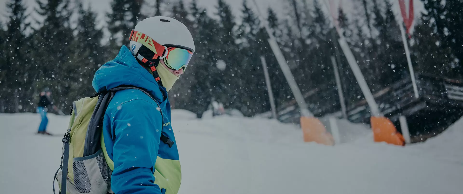 Eksplorasi luar ruangan dan pelatihan militer