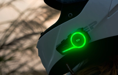 Ride Connected: Headset Bluetooth Helm OEM/ODM untuk Merek Sepeda Motor Global