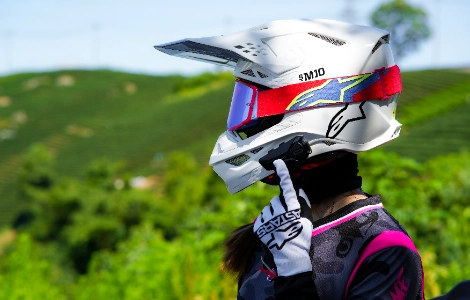 Headset Sepeda Motor Bluetooth 5.3: Apa yang Membuat Teknologi Nirkabel Terbaru Lebih Baik?